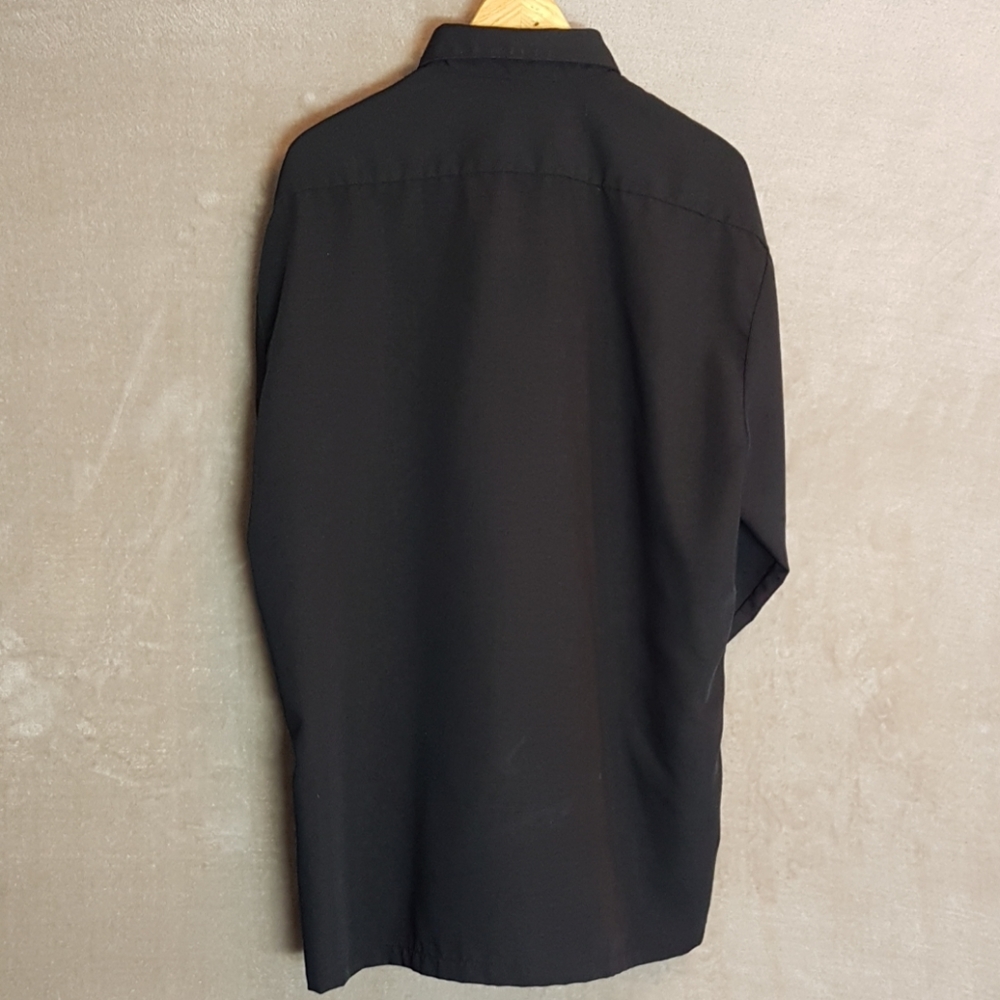 Shirt - Picture 2 of 4